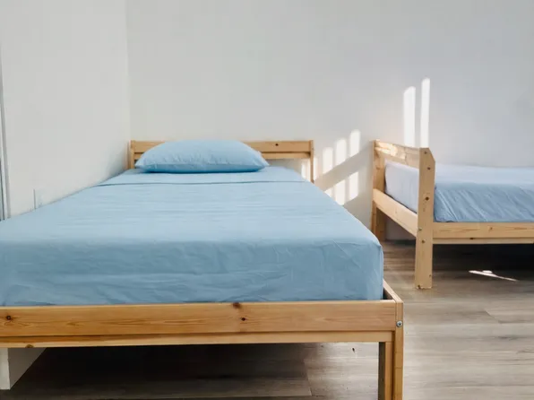 217 E 29th St #1/2, Los Angeles, CA 90011