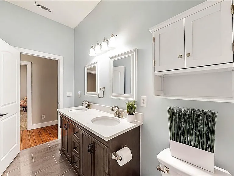 1130 Larosa Ter SW — Photo 16