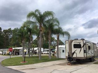 187 Gracie Ave S, Frostproof, FL 33843