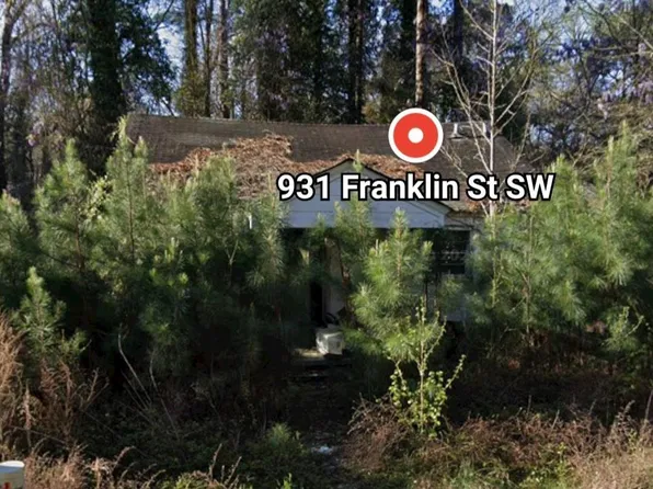 931 Franklin St, Camden, AR 71701