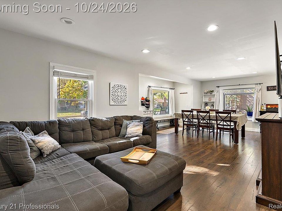 935 Ottawa Dr, photo 7