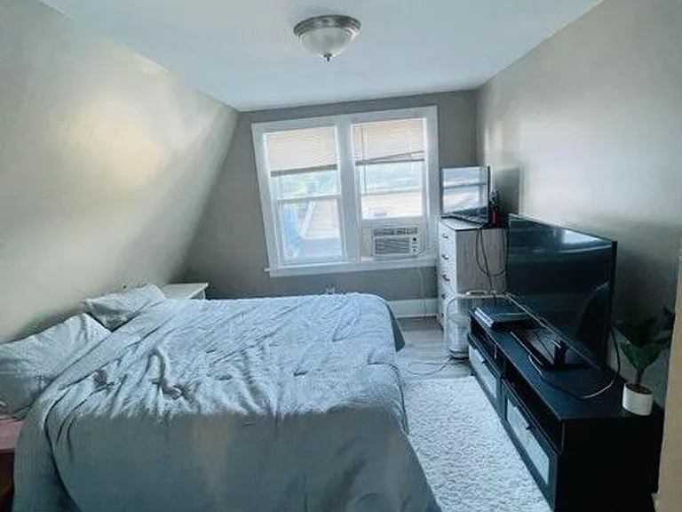 108 1/2 W Filbert St — Photo 12