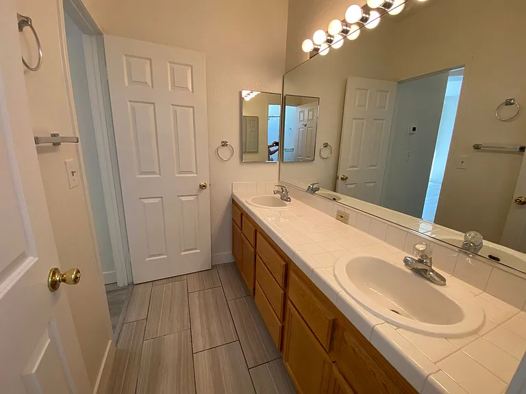 5155 W Tropicana Ave #2062 — Photo 11