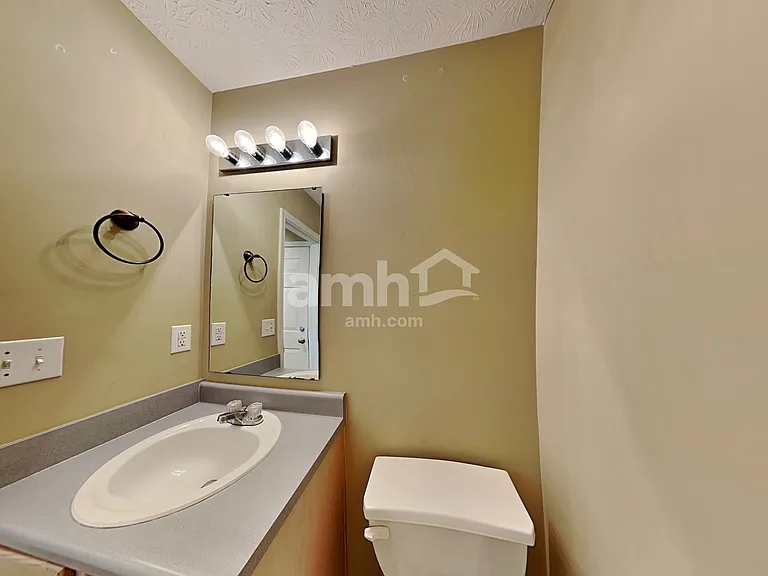 5657 Valhalla Way — Photo 6