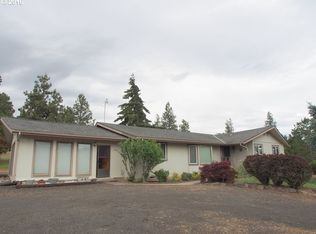 5615 Wahtonka Rd W, The Dalles, OR 97058