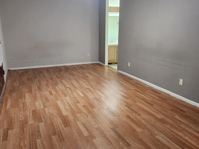 16402 N 31st St #222 — Photo 12