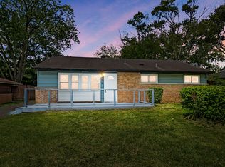 472 Indianwood Blvd, Park Forest, IL