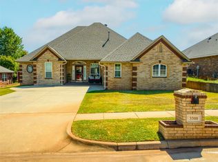3300 Valley Brk, Norman, OK 73071
