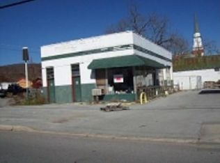 Corner Of Main And Hwy.63, Sneedville, TN 37869