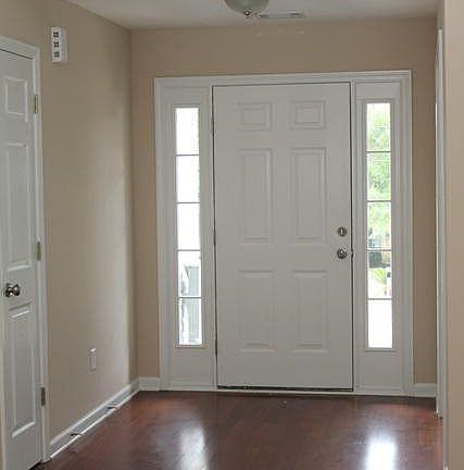 2nd image of 126 Oakwood Dr