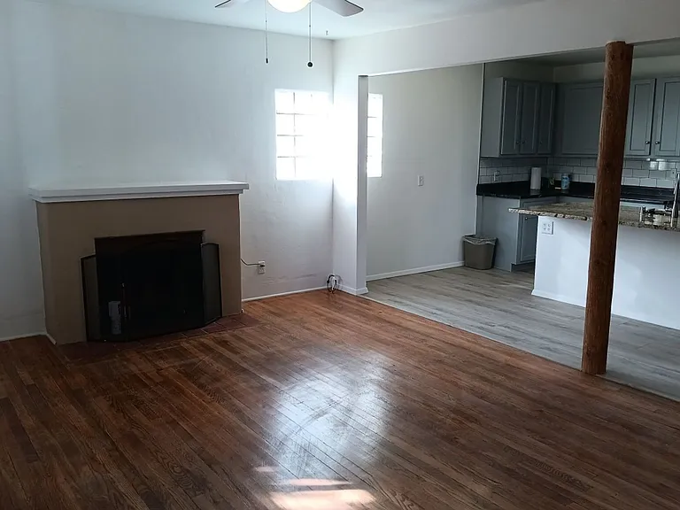 2719 Santa Cruz Ave SE — Photo 9