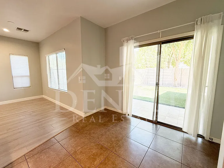 3998 W Roundabout Cir — Photo 11