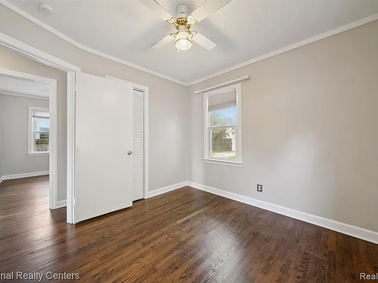 3047 Cummings Ave — Photo 7