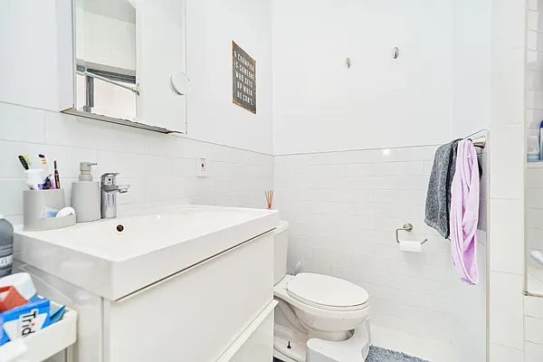 Rented by Living New York | media 18