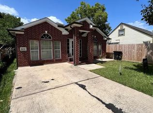 8019 Brumblay St, Houston, TX 77012