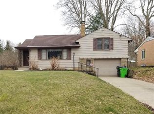 312 Cordelia St SW, North Canton, OH 44720