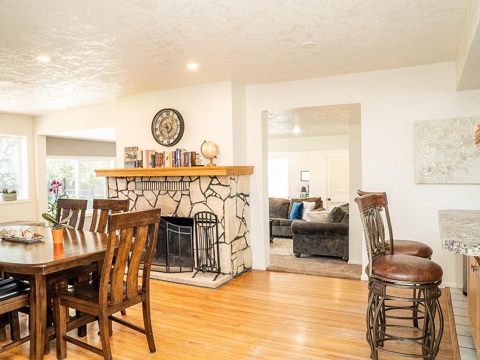 2231 Fox Farm Rd Great Falls, MT, 59404 Apartments for Rent Zillow