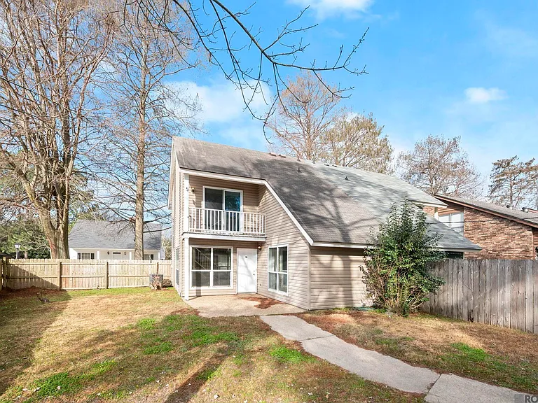 1412 Sharlo Ave — Photo 1
