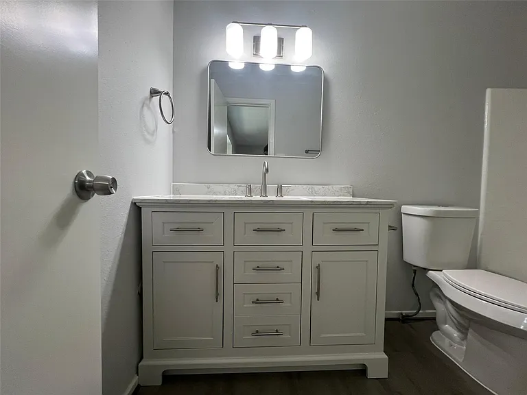 7012 Jetty Ln — Photo 8