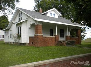 402 S Karber St, Ridgway, IL 62979