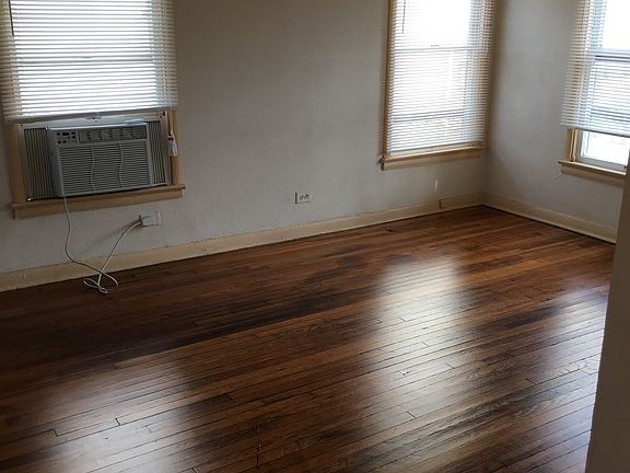 3rd image of 248 Claremont Ave