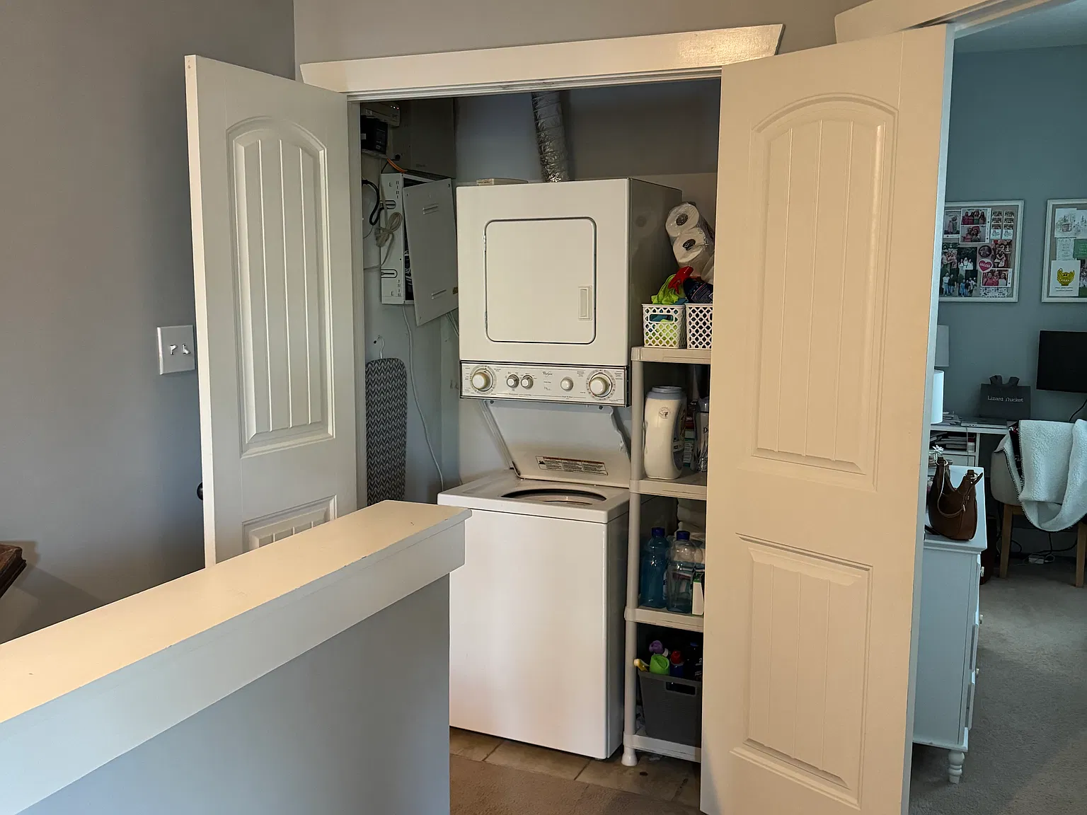 2 bed, 2.5 bath, 1072 sqft, $2,050 — Photo 2