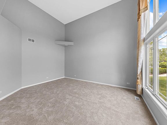 3rd image of 2727 Pennyroyal Cir