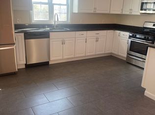 508 2nd Ave #2, Lyndhurst, NJ 07071