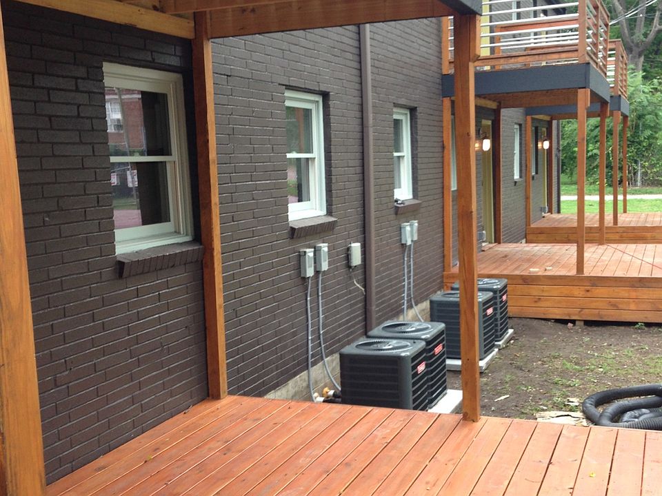 Back patio deck