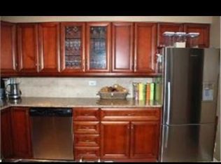 1425 Sandpebble Dr APT 102, Wheeling, IL 60090