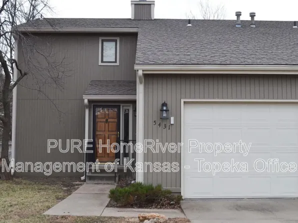 5431 SW Sena Dr, Topeka, KS 66604