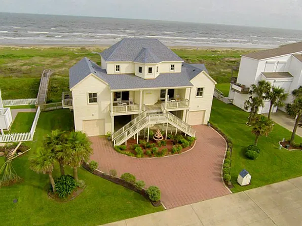 21011 W Sandhill Dr, Galveston, TX 77554