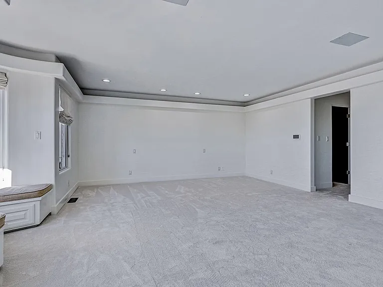 204 N Poinsettia Ave — Photo 10
