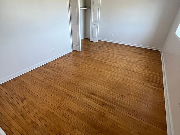 2nd image of 4090 Huron St #5