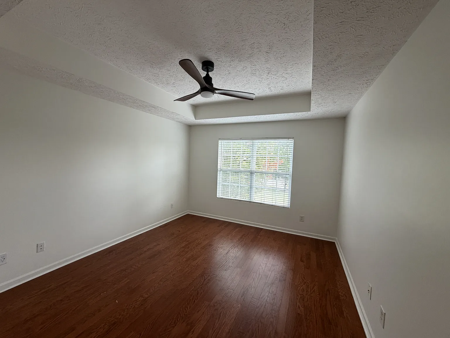 8304 Oak Knoll Drive - 1 — Photo 2