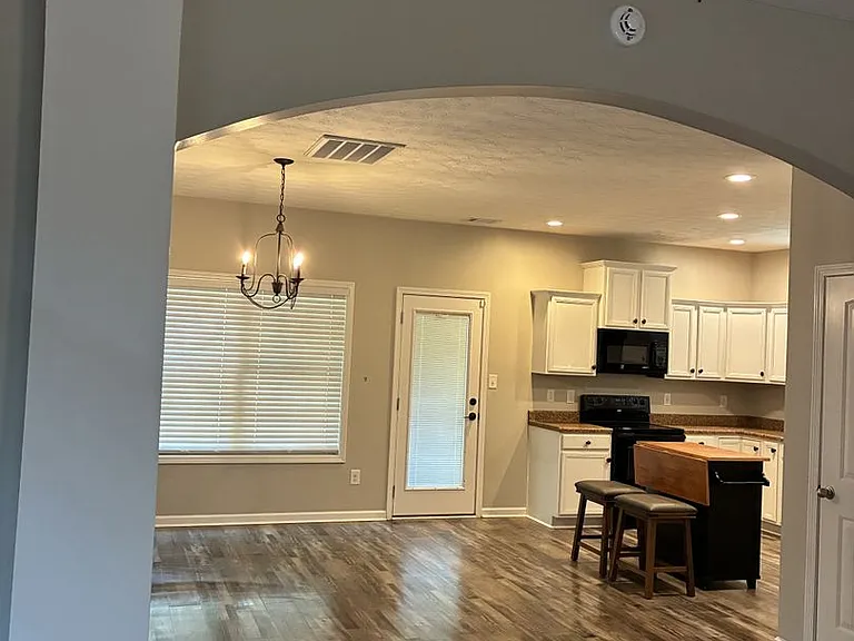 20 Mill Pond Ct — Photo 5