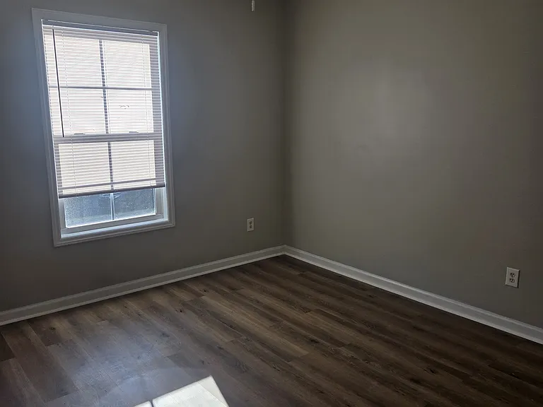 515 S 10th St #2 — Photo 8