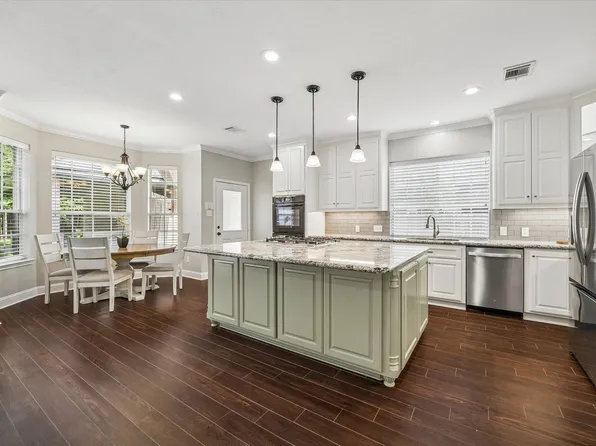 13910 Lakewood Crossing Blvd, Houston, TX 77070