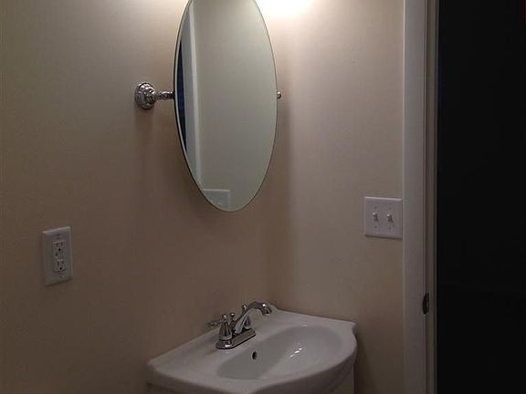 5th image of 7755 Bassett Dr