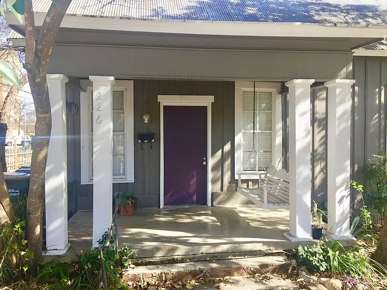333 W Hutchison St — Photo 9