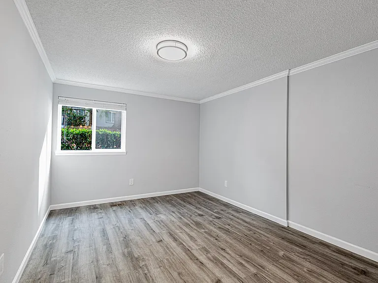 12119 Bel Red Rd #B103 — Photo 11