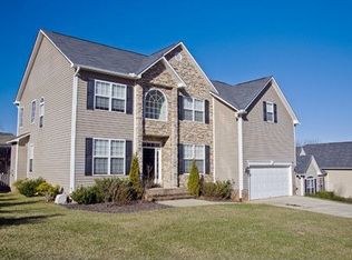 2 Selina Ln, Arden, NC 28704