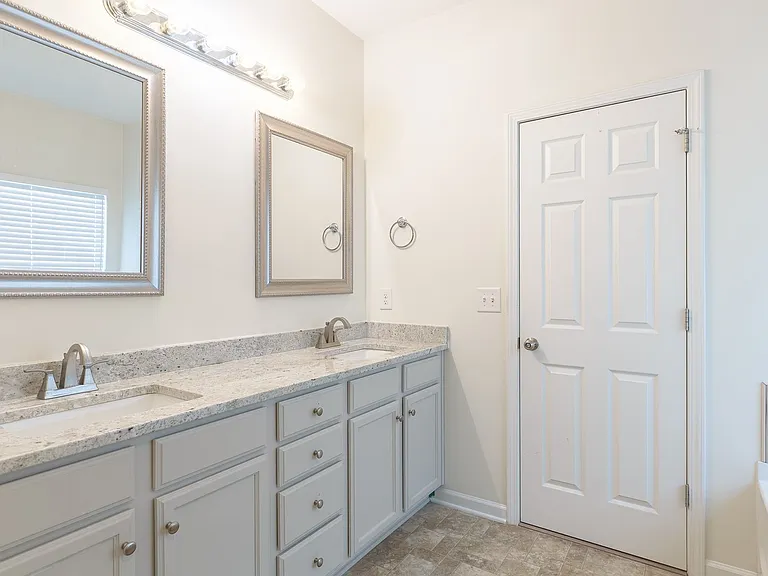 5907 Landerwood Dr — Photo 25