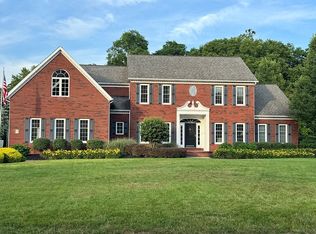 5475 Canyon Ridge Dr, Painesville, OH 44077