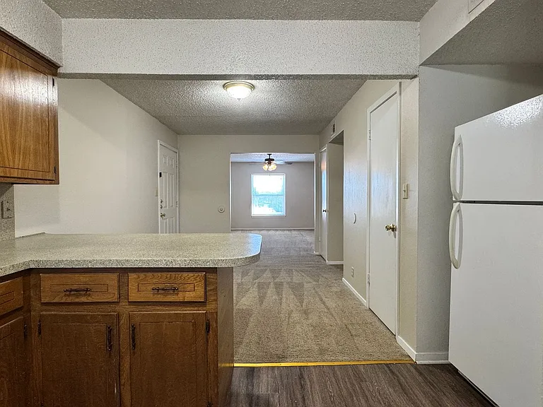 Chandler Crossing — Photo 10