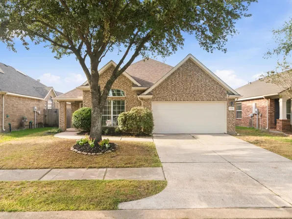 21606 Kings Bend Dr, Kingwood, TX 77339