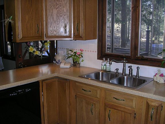 Kitchen 12 x 18 view 2