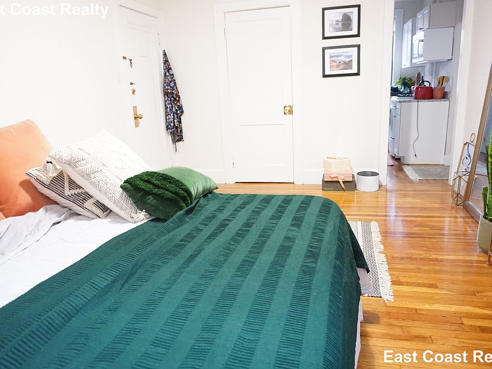 433 Broadway Everett MA Zillow