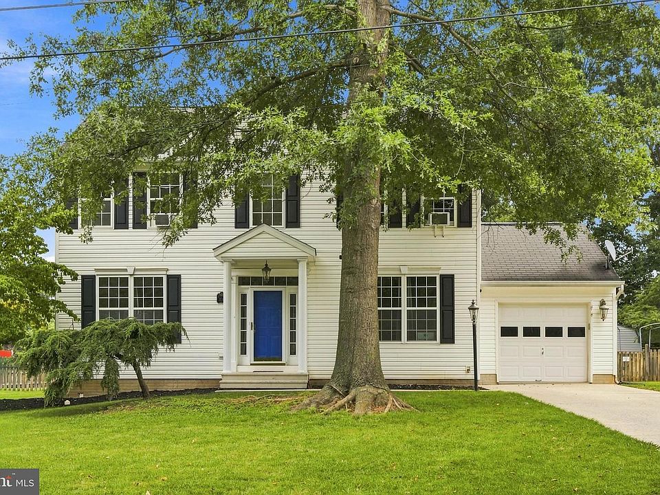 1st image of 3135 Raintree Rd