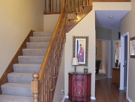 2nd image of 6990 Silkwood Ln